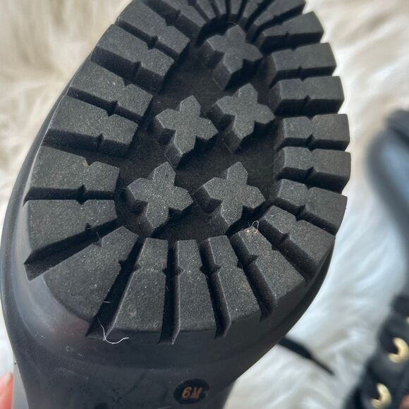 Guess black Logo Chunky Heel combat Lace-up Platform Ankle Boots Size 6M y2k - Picture 5 of 5